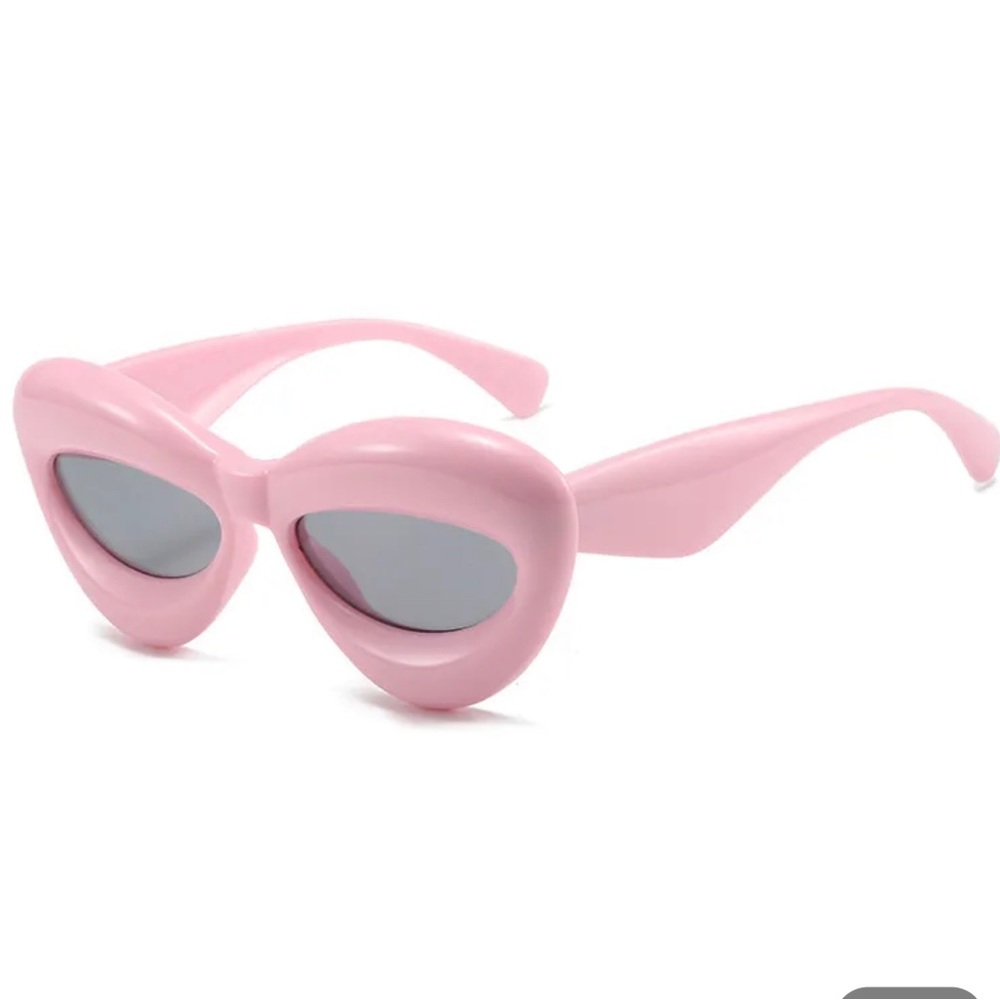 Pink inflated cat eye sunglasses